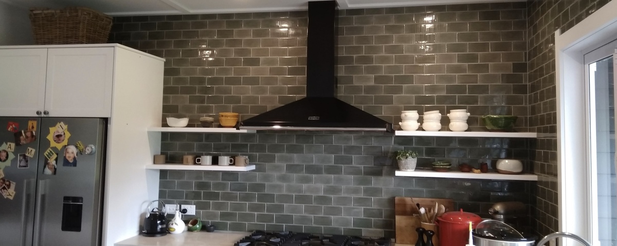 Falcon Range hood installation